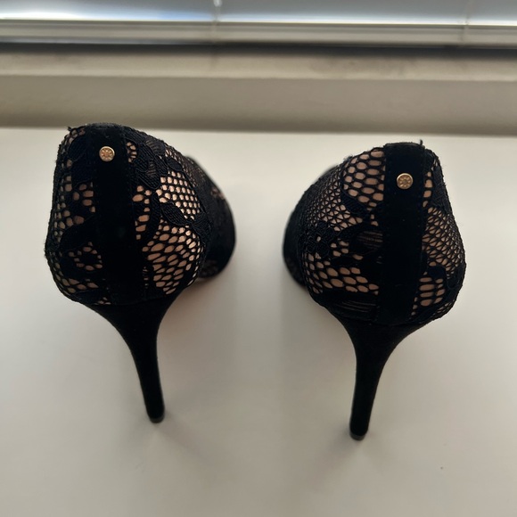 NEW BCBG Generation Heels - Picture 5 of 8